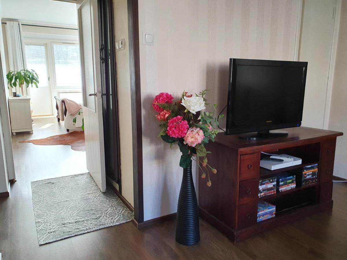 Tina'S Place Pori Bagian luar foto